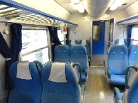ピサへ行く普通列車車内